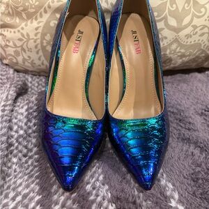 JustFab Iridescent Blue Pumps